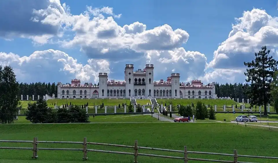 Коссовский замок в Брестской области республики Беларусь