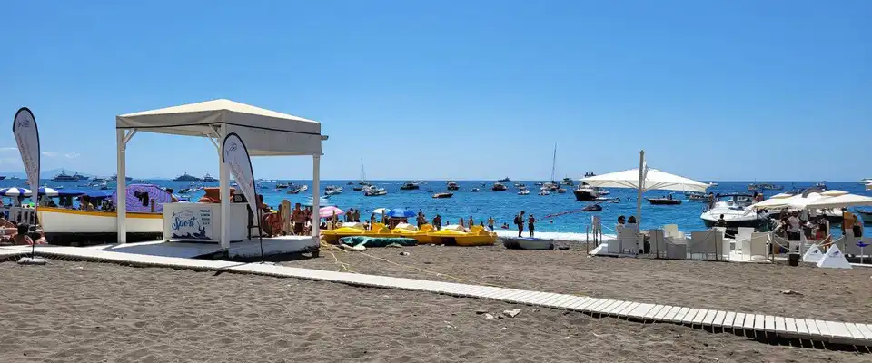 Пляж Spiaggia di Positano Marina Grande