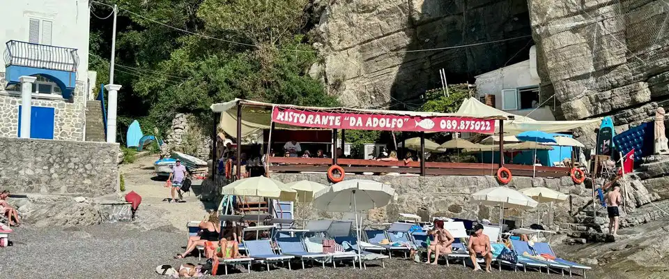 Ресторан Da Adolfo на курорте Позитано