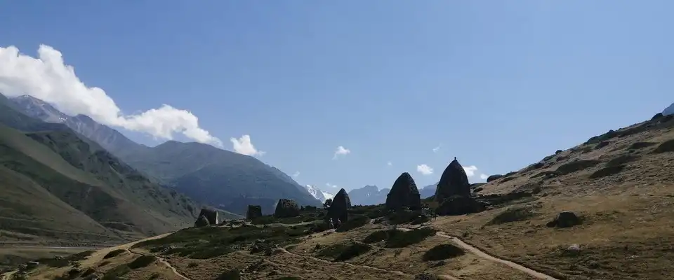Постройки в селе Эльтюбю в Кабардино-Балкарии Село Эльтюбю в Кабардино-Балкарии